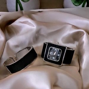 ⚘Black Stardust Cuff Watch and Bracelet  NWOT